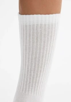 Oysho 3 Pairs- Calze Sportive - White -Oysho Negozio 07d30e038a3f42ae9bca1504aeae2dca