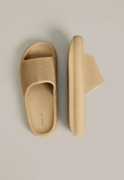 Oysho Ciabatte Da MareBrown Donna Ciabatte E Zoccoli OY111A0A5-O11 -Oysho Negozio 1529cbf64b3844f8942fa4b22665064b