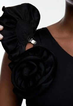 Oysho Floral Asymmetric - Costume Da Bagno - Black -Oysho Negozio 1e64d6d4fe9042239135b8dcbd125506