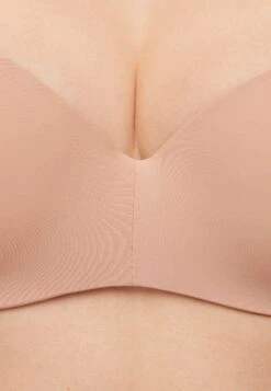 Oysho With Removable StrapsReggiseno Push-UpSalmon Donna Intimo OY181A0TV-H11 -Oysho Negozio 1f1693dd0b4440e79dc694dc69cc22d7