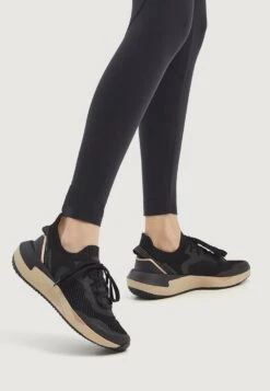 Oysho Sneakers BasseBlack Donna Sneakers OY141A024-Q11