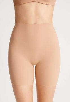 Oysho High-Waisted Invisible Laser-Cut CycleIntimo ModellanteSalmon Donna Intimo OY181C02F-H11