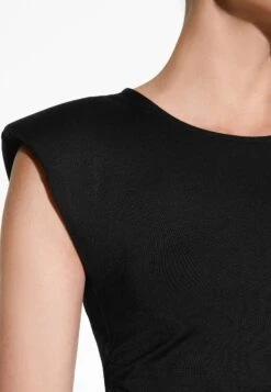 Oysho Cropped With ShouldersT-Shirt BasicBlack Donna T-shirt E Top OY121D07E-Q11 -Oysho Negozio 31fa858546dd48cf9b4112eab348c5fa