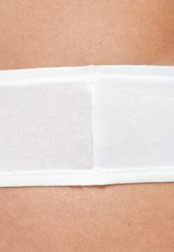 Oysho 3 Pack Cheeky BrazilianSlipWhite Donna Intimo OY181R1BH-A11 9 Oysho 3 Pack Cheeky BrazilianSlipWhite Donna Intimo OY181R1BH-A11 -Oysho Negozio 3ab6c27d34fc408c98901a7fe946ddd9