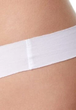 Oysho InvisiblePerizomaWhite Donna Intimo OY181R1B0-A11 -Oysho Negozio 3b4b19c5e8f0409987e9e434b5b61983