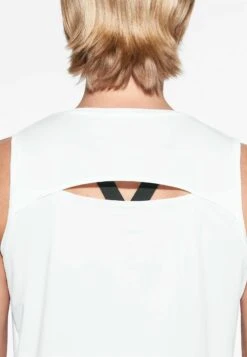 Oysho Cropped Microperforated Technical Sleeveless TopWhite Donna T-shirt E Top OY141D097-A11 -Oysho Negozio 3f6c1dec0893430ca29991b4eae48f43
