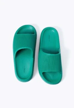 Oysho Ciabatte Da MareGreen Donna Per Il Mare OY111A0C3-M11 -Oysho Negozio 43212c9f0f9c4bf4b462240cc32f75e9