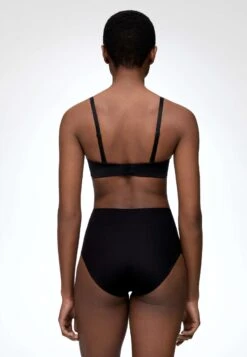 Oysho Invisible Laser CutSlipBlack Donna Intimo OY181R16D-Q11 -Oysho Negozio 44807c57a1e54158b6a90ed6d99e12a6
