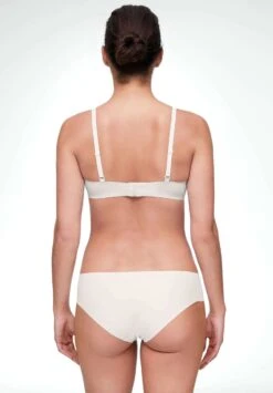 Oysho ClassicReggiseno Con FerrettoWhite Donna Intimo OY181A0VG-A11 11 Oysho ClassicReggiseno Con FerrettoWhite Donna Intimo OY181A0VG-A11 -Oysho Negozio 497a4fd3f8fe4c2a805042b656855f7b