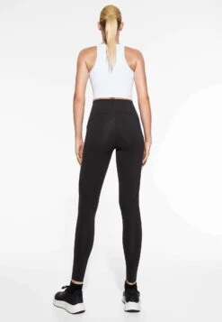 Oysho Compressive Tank- Top - White -Oysho Negozio 49bb8b7acaa6434c9eacaedbbff38b2d