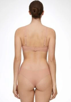 Oysho V Cut Invisible Brazilian SlipSalmon Donna Intimo OY181R17J-H11 -Oysho Negozio 4ee86455cd2a4c1d9ef4234bebd352b9