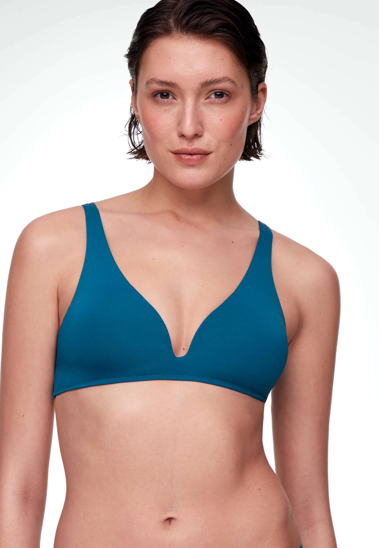 Oysho HalterneckBikini Pezzo SopraBlue Donna Moda Mare OY181A0VC-K11 3 Oysho HalterneckBikini Pezzo SopraBlue Donna Moda Mare OY181A0VC-K11