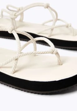 Oysho Tied - Sandali - White -Oysho Negozio 51565309a47e4455a324cf1653e9b78b