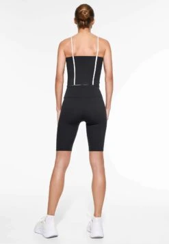 Oysho Comfortlux Strappy With PipingTopBlack Donna T-shirt E Top OY141D09J-Q11 -Oysho Negozio 5b65a8a17bb140d482442bda1fa41d1a