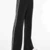 Oysho StripeFlare- Pantaloni Sportivi - Black 2 Oysho StripeFlare- Pantaloni Sportivi - Black -Oysho Negozio 6a6b5b5fe21844ff9cd5f72ce410ef1f