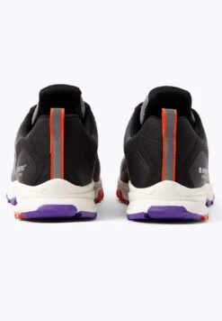 Oysho Hi-Tec TrekkingSneakers BasseOrange Donna Sneakers OY111A0BL-H11 -Oysho Negozio 802a382e282d43df85ebdfc677689851