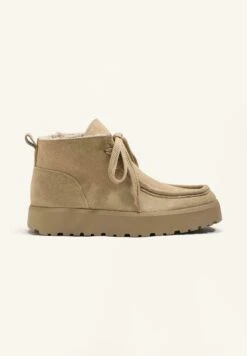 Oysho Stivali Da Neve - Light Brown -Oysho Negozio 8d0bd9e7622f4155a68f5c81a4c0acae