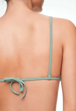 Oysho Shiny Floral Appliqué Triangle- Bikini Pezzo Sopra - Green -Oysho Negozio 8f1afdcacc5f4dffb059b8cff71e4a12