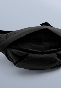 Oysho Marsupio - Black -Oysho Negozio 910ab69c476f426699d429d70e38b258