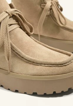 Oysho Stivali Da Neve - Light Brown -Oysho Negozio 9fdfad4c2c52452d8c1092fa80a1e2e4