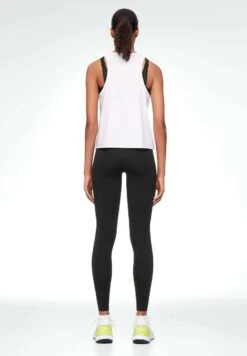 Oysho Microperforated Technical SleevelessTopWhite Donna T-shirt E Top OY121D072-A11 -Oysho Negozio ab58f48a7d2047988f2addf21062772a