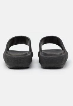 Oysho Ciabatte Da MareBlack Donna Ciabatte E Zoccoli OY111A0A5-Q11 -Oysho Negozio b199ce95dbdd458c80cf4fa5b0aa7bb0