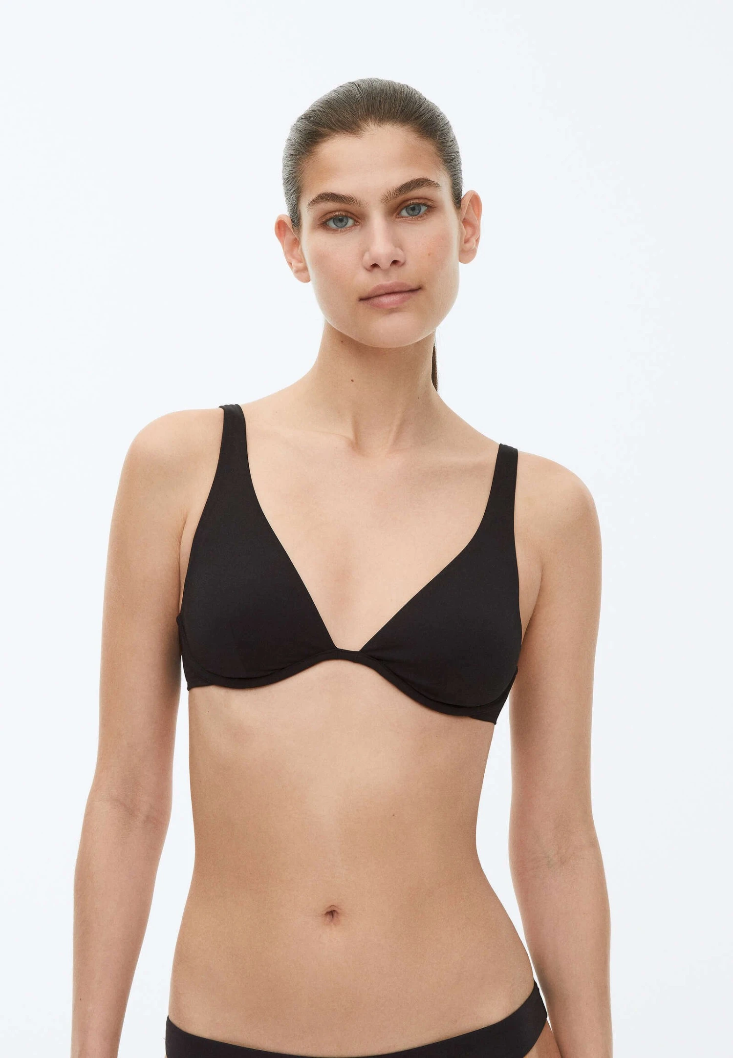 Oysho Continuous Underwire Halter Neck 30718024Bikini Pezzo SopraBlack Donna Moda Mare OY181J0AV-Q11 3 Oysho Continuous Underwire Halter Neck 30718024Bikini Pezzo SopraBlack Donna Moda Mare OY181J0AV-Q11