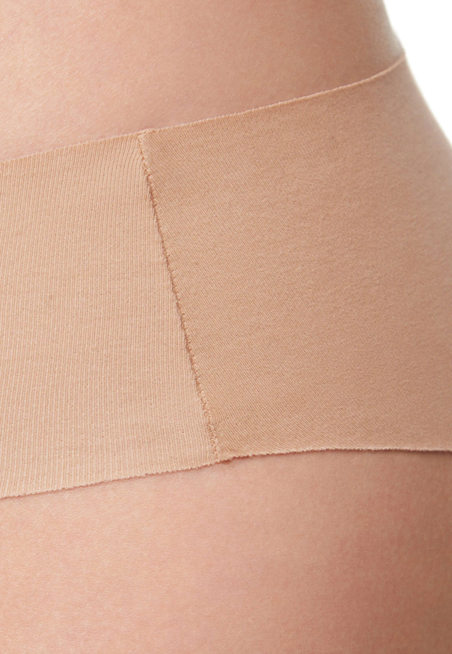 Oysho Invisible BrazilianSlipSalmon Donna Intimo OY181R1AV-H11 8 Oysho Invisible BrazilianSlipSalmon Donna Intimo OY181R1AV-H11 - immagine 6