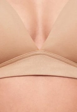 Oysho High-Cup - Reggiseno A Triangolo - Salmon -Oysho Negozio b9efb7c930c643199c8223484d073ad7