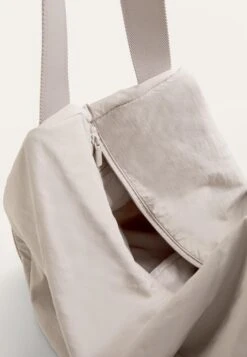 Oysho YOGA MAT - Borsa A Mano - Light Pink -Oysho Negozio ba4ab3c36f384fbd92ad4db725d8a885