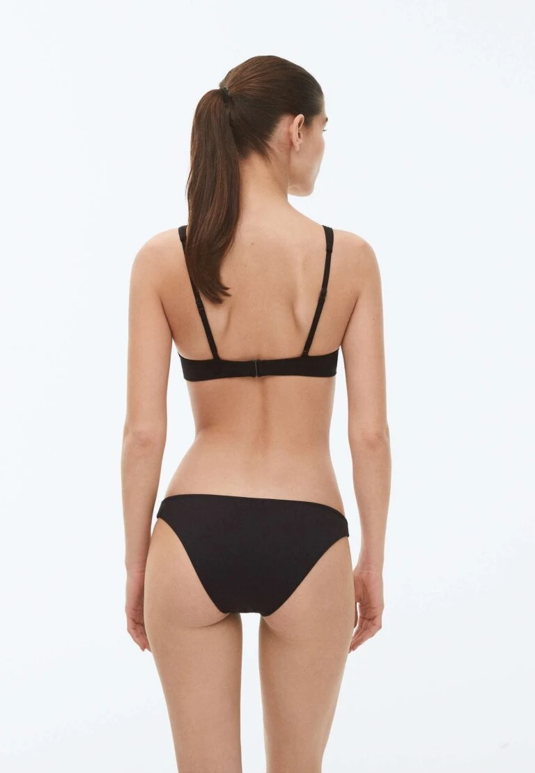 Oysho Negozio -Oysho Negozio c8b638367c4b40c7867ab471a46a50bc 768x1109 1