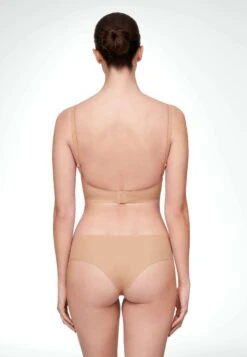 Oysho Invisible Laser CutReggiseno A TriangoloSalmon Donna Intimo OY181A0VF-H11 10 Oysho Invisible Laser CutReggiseno A TriangoloSalmon Donna Intimo OY181A0VF-H11 -Oysho Negozio d0470ab3b2d64bc9a08a70d2757c8290