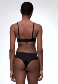 Oysho SlipBlack Donna Intimo OY181R17T-Q11 -Oysho Negozio dff9e15aa1e648d28a037d699c68e26c